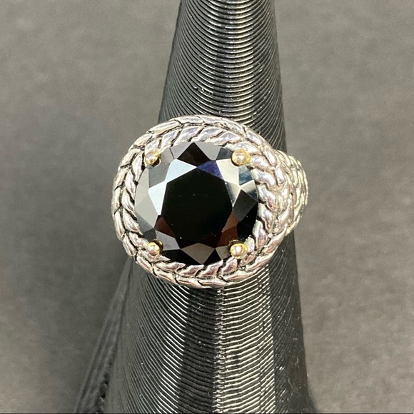 Silver-tone ring with black faceted crystal Sz 6.5 - Picture 4 of 9